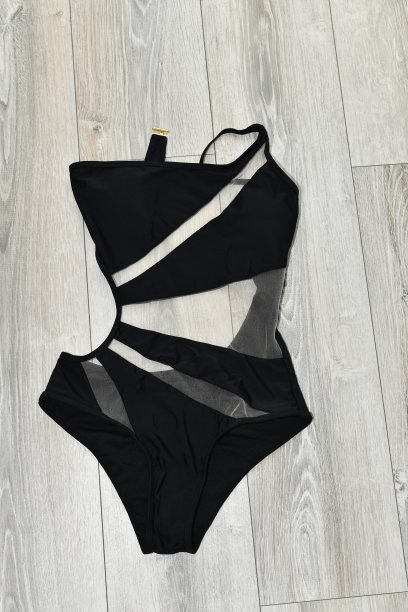 泳装，或游泳衣图片下载