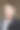 穿着白衬衫和黑夹克的黑发美女看着镜头的照片图片下载