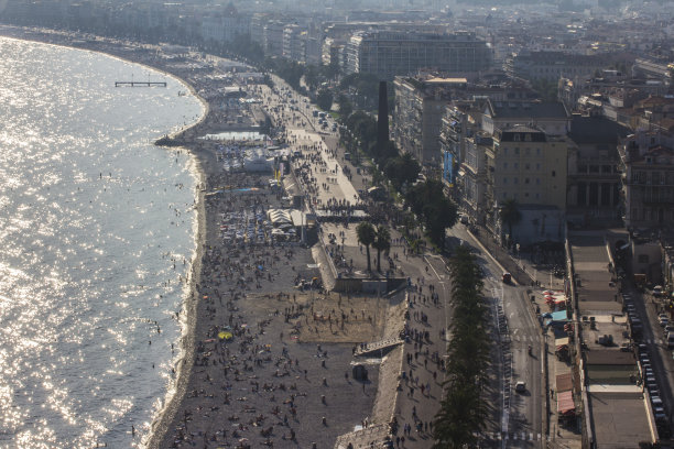 法国尼斯街头的城市景象图片下载