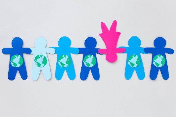 全球男孩和颠倒的女孩图片下载