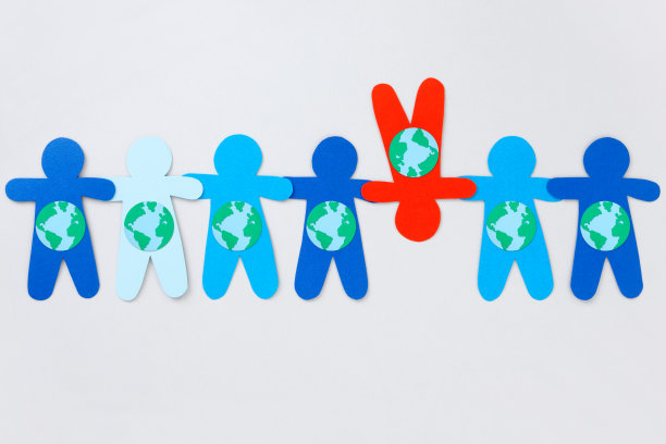 全球男孩，一个倒过来了图片下载