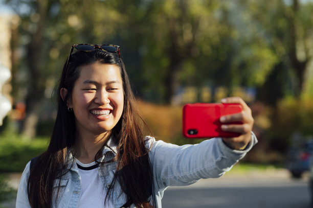 亚洲女游客在香港自拍图片下载