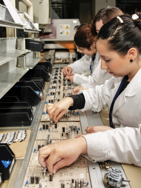 蓝领工人图片下载