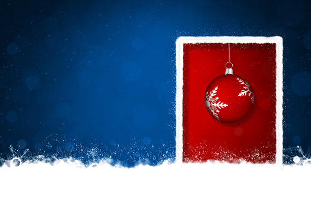 创造性的深色午夜宝蓝色圣诞背景与一个大边框边框白色轮廓与3D快乐圣诞小饰物与银色雪花设计在红色背景雪满地面，边界或框架像门或门图片下载