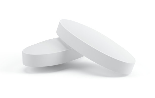 白色背景上的一对白色药丸。医疗、美容概念。三维渲染图片下载