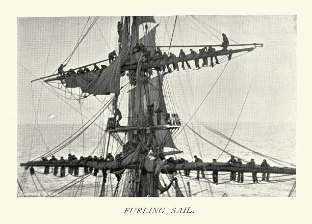 19世纪，19世纪90年代，英国皇家海军水手在Volage号上收帆图片下载