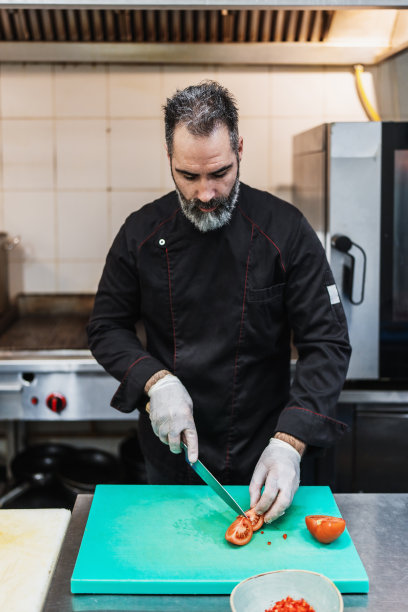 餐厅厨房专业厨师图片下载