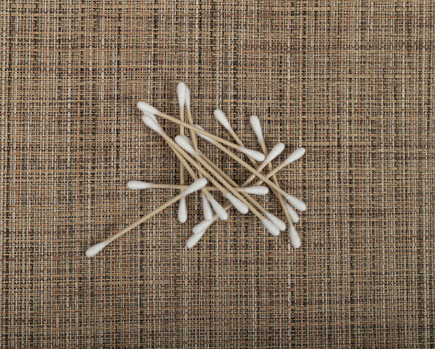 采购产品棉拭子，生态天然纸耳棒，可生物降解卫生芽，耳垢清洁拭子，耳棒图片下载