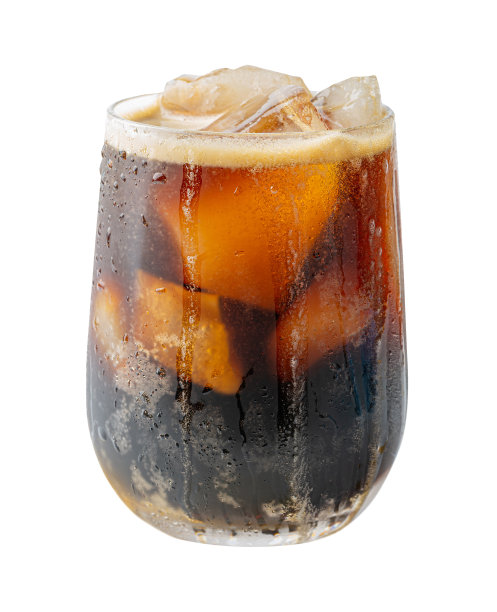 冰波特啤酒分离，冰黑啤在玻璃，黑啤酒与泡沫和冰块，泡沫在酒精喝杯图片下载