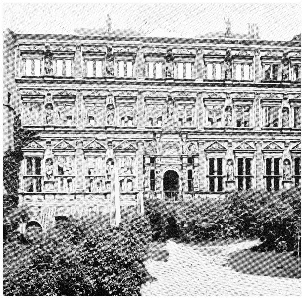 莱茵河地区的古色古香的旅游照片:海德堡图片下载