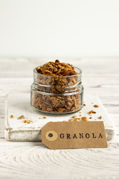 罐子里的格兰诺拉麦片图片下载