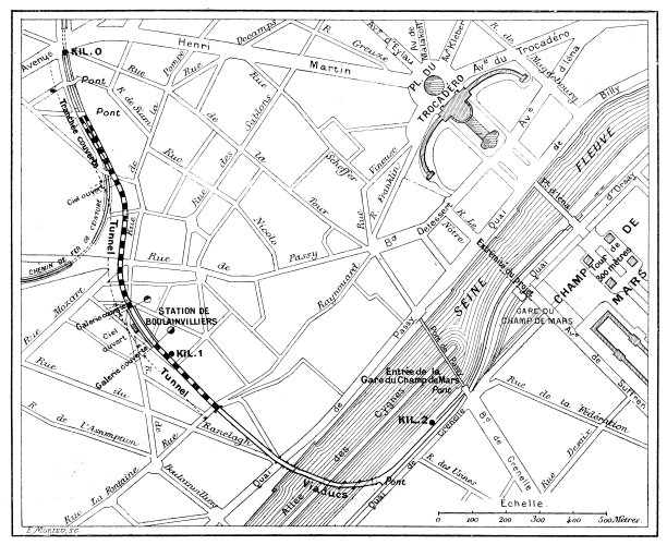 古色古香的景象:巴黎的特罗卡德罗-穆里诺新铁路图片下载