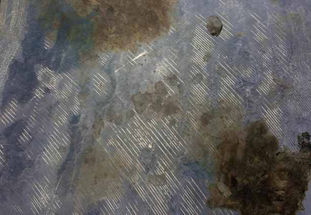 一张用蓝棕色涂料拍摄的脏地板的照片，一张用蓝色背景拍摄的脏地板的照片。图片下载