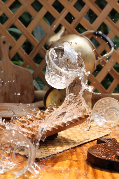 一杯茶的水花图片下载