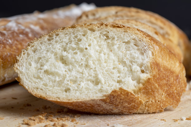 把白面包切成小块图片下载