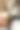 美发师给一个女人洗头的特写图片下载