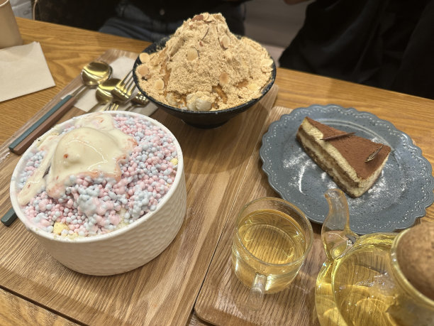 Patbingsu是韩国的冰甜点图片下载