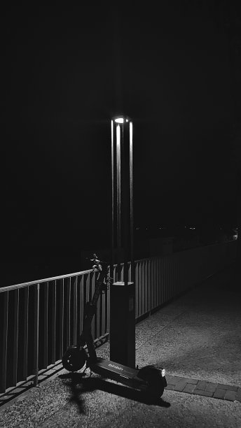 黑暗的生活图片下载