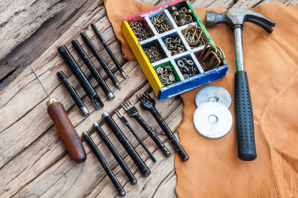 皮革手工缝纫工具集图片下载