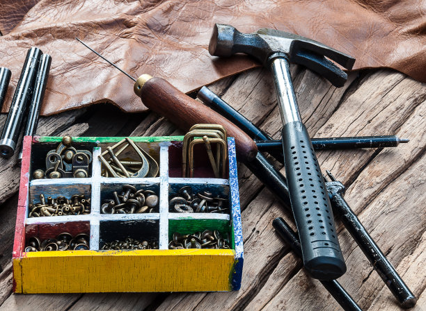 皮革手工缝纫工具集图片下载