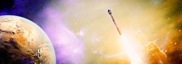 黑暗中的航天飞机在云层中发射，背景是星星。宇宙飞船飞行。这张图片的元素由美国宇航局提供图片下载