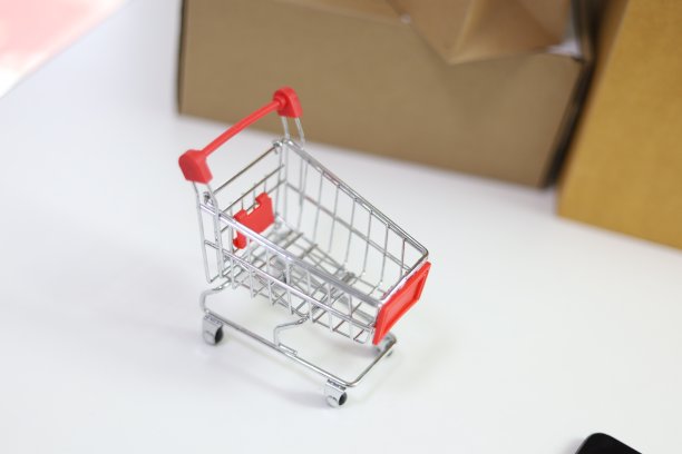 小型购物车为互联网网上购物电子商务网上配送服务的概念图片下载
