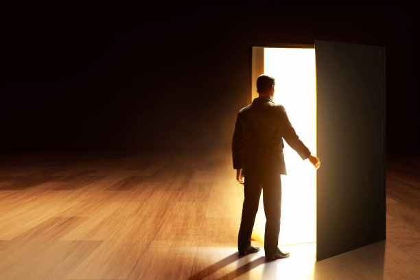 商人在图书馆打开书3d插图图片下载