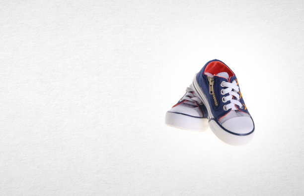 鞋或漂亮的小男孩鞋的背景图片下载