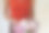 女孩从钱包里拿出了很多乌克兰钱图片下载