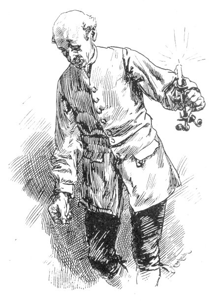 老人拿着点燃的蜡烛走了下来图片下载