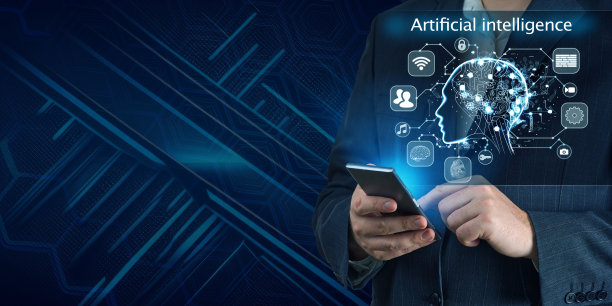人工智能，聊天机器人和未来营销理念，商人手持手机与人工智能信息图图片下载