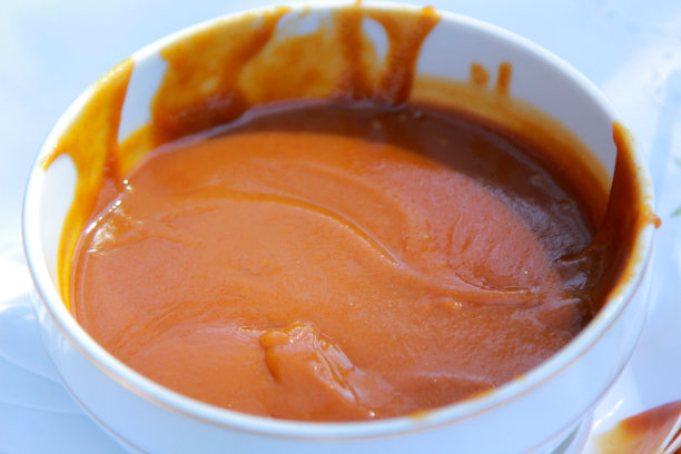 美味的苏玛拉克菜只在每年的诺鲁兹节期间准备图片下载