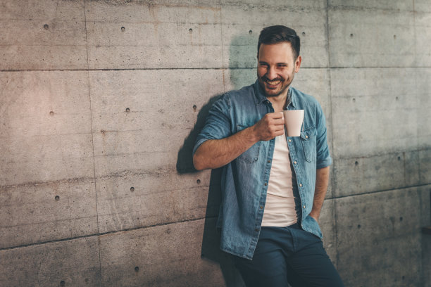 喝咖啡的时间图片下载