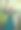 肖像幻想红发女子中世纪女王触摸与手拉直金色皇冠在头上。红发公主。绿色复古长裙卷发型。夏季自然花园森林树木图片下载