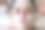 女士在脸上敷面膜图片下载