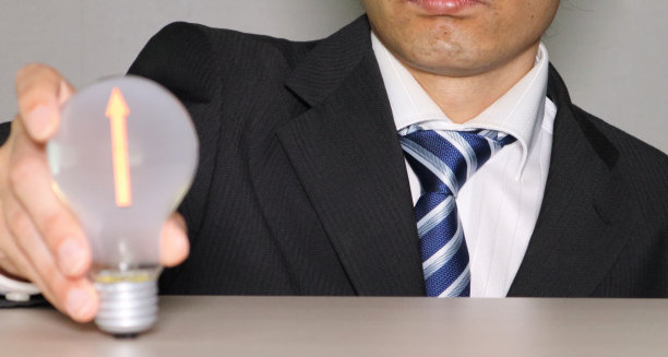 飙升的电费图片下载