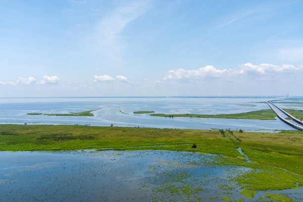 八月莫比尔湾鸟瞰图图片下载