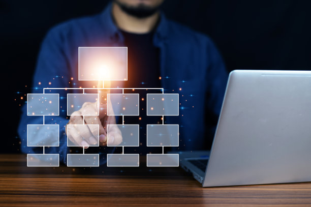 工作流管理的概念，商人利用计算机分析过程和工作流自动化或数字化组织。图片下载