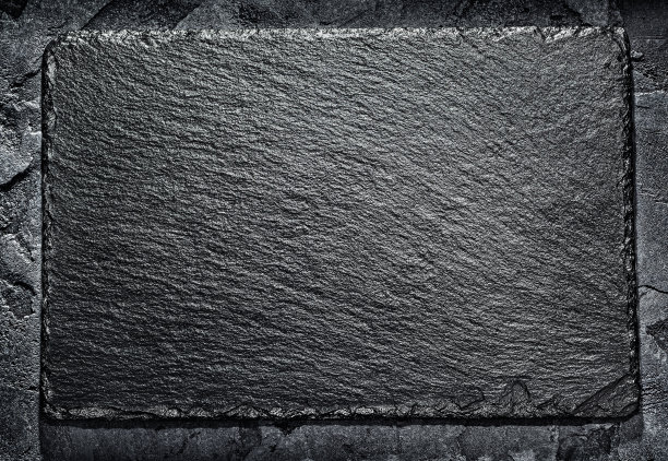 模拟菜单黑色石板板在黑暗的背景图片下载