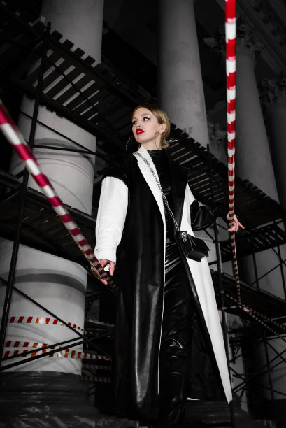 时尚的女人图片下载