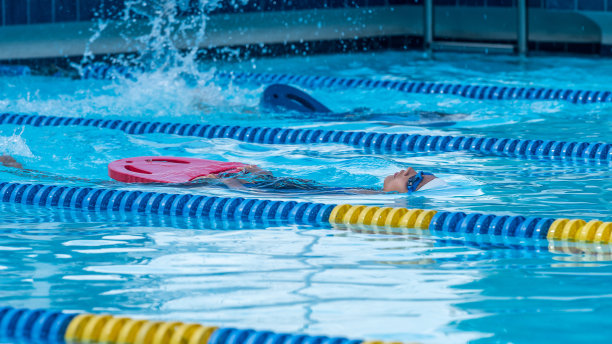奥运会游泳图片下载