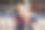 回到学校。假期后的第一天，兄弟姐妹背着书包从家里去上学图片下载