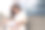 漂亮的年轻女商人坐在户外的楼梯上写笔记本图片下载