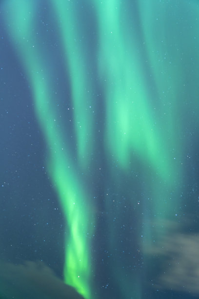 挪威波多上空的北极光图片下载