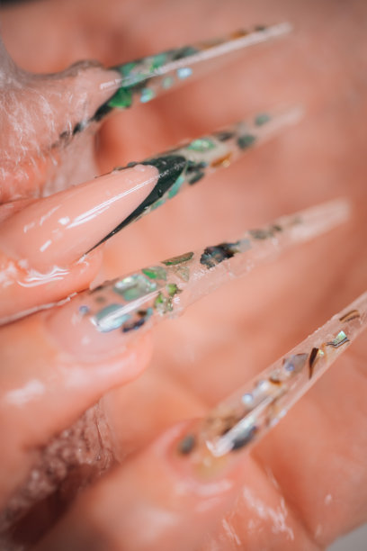 高跟鞋法式美甲图片下载