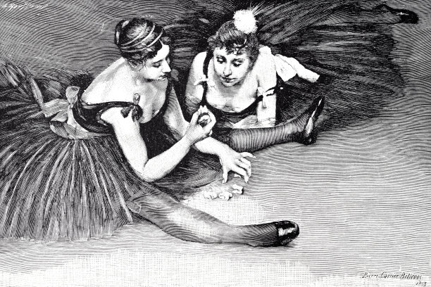 两个芭蕾舞演员坐在地板上看着小辅助设备图片下载