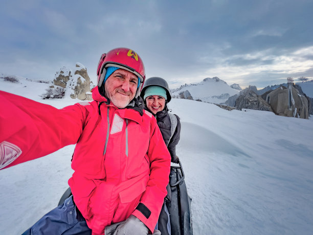 卡帕多西亚的微笑恋人图片下载
