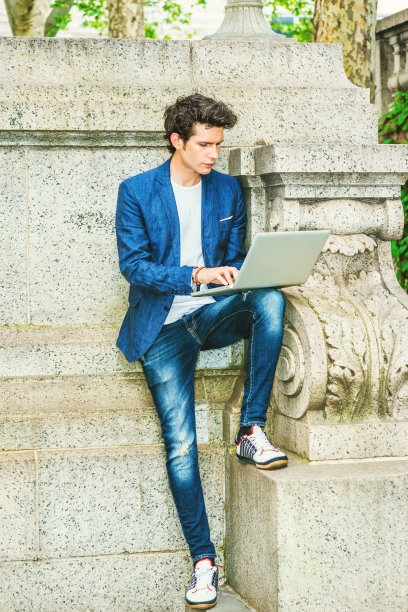 在纽约学习的欧洲大学生图片下载