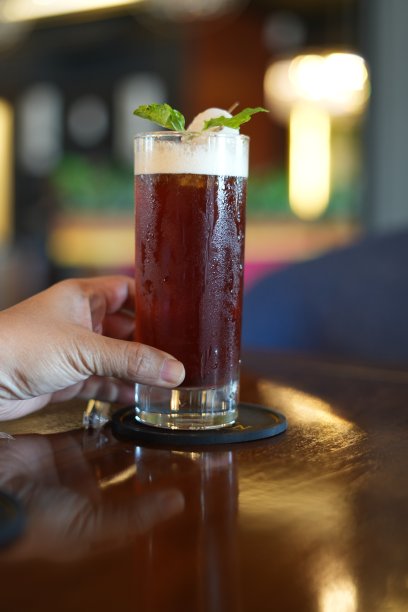 咖啡馆里的冷饮图片下载