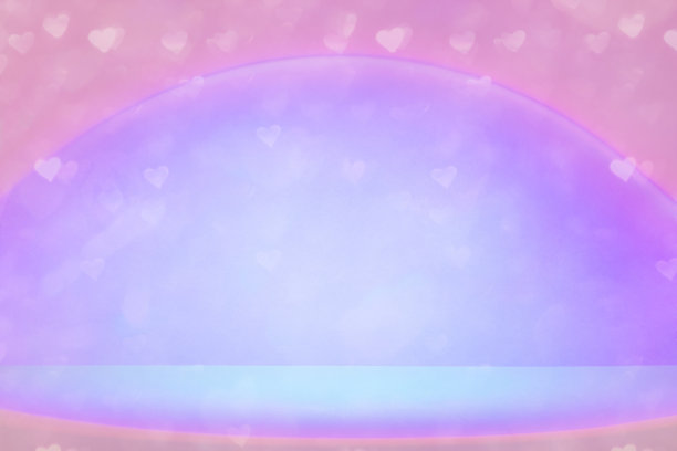 粉红色紫罗兰心的背景，复制空间，空模型。图片下载